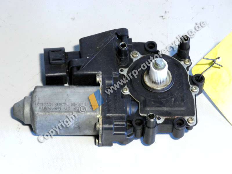 Audi A4 B5 8D Avant Fensterhebermotor Tür hinten links 8D0959801E BROSE BJ1999